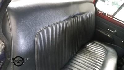 Lot 664 - 1967 JAGUAR MK11 240