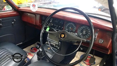 Lot 664 - 1967 JAGUAR MK11 240