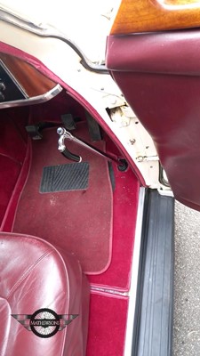 Lot 641 - 1961  ROVER 100