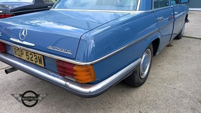 Lot 205 - 1973 MERCEDES 280 E