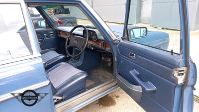 Lot 205 - 1973 MERCEDES 280 E