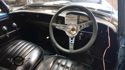 Lot 628 - 1964 RENAULT CARAVELLE