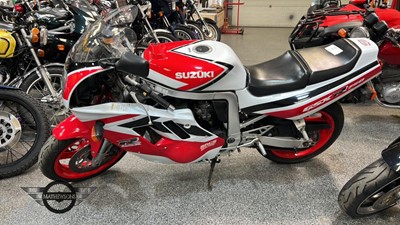 Lot 612 - 1991 SUZUKI GSXR 750