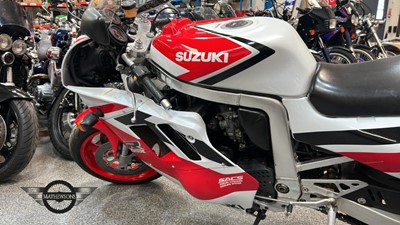 Lot 612 - 1991 SUZUKI GSXR 750