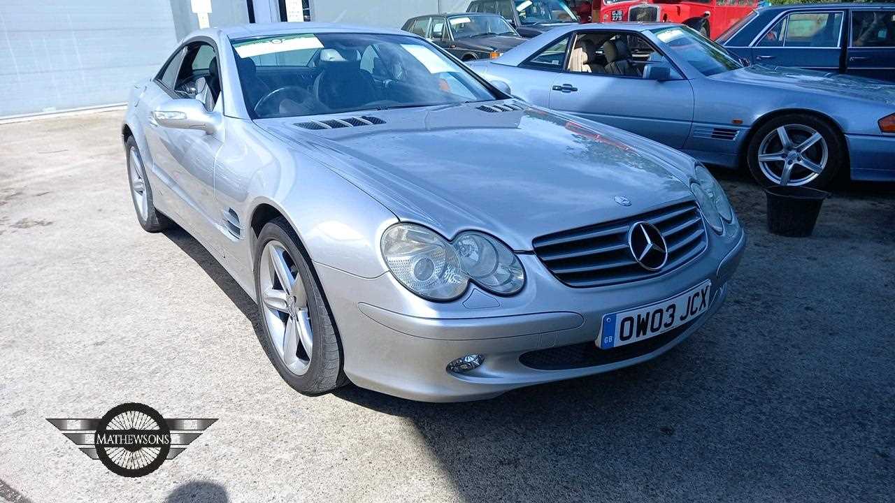 Lot 490 - 2003 MERCEDES SL 350 AUTO