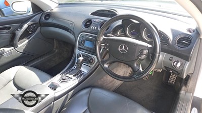 Lot 490 - 2003 MERCEDES SL 350 AUTO