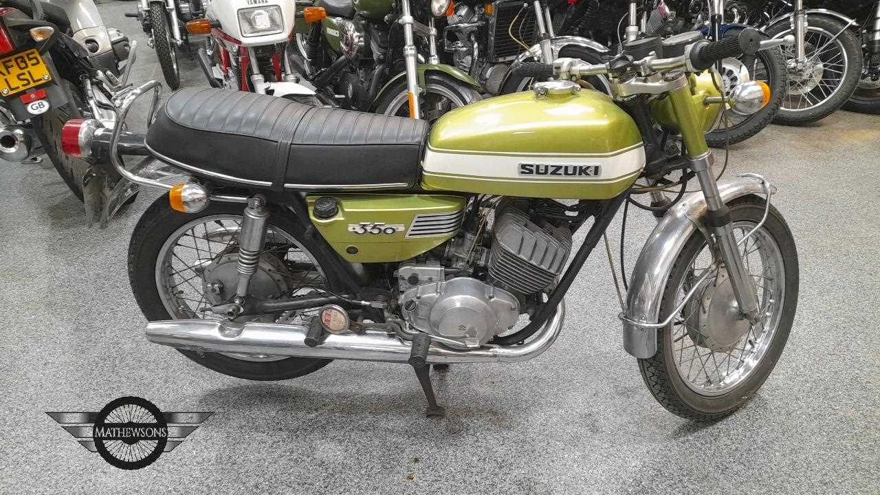 Lot 689 - 1956 SUZUKI REBEL