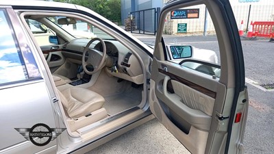 Lot 672 - 1998 MERCEDES S280 AUTO