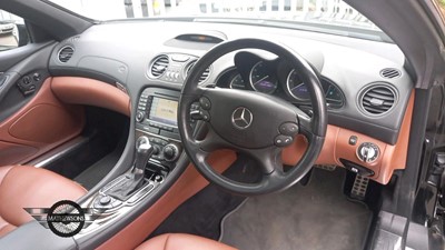 Lot 489 - 2006 MERCEDES SL500 AUTO