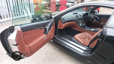 Lot 489 - 2006 MERCEDES SL500 AUTO