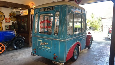 Lot 111 - 1952 FORDSON ICE CREAM VAN