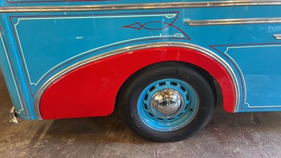 Lot 111 - 1952 FORDSON ICE CREAM VAN