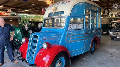 Lot 111 - 1952 FORDSON ICE CREAM VAN