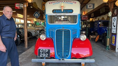 Lot 111 - 1952 FORDSON ICE CREAM VAN