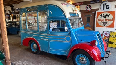 Lot 111 - 1952 FORDSON ICE CREAM VAN