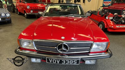Lot 693 - 1977 MERCEDES 350 SL AUTO