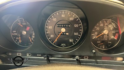 Lot 693 - 1977 MERCEDES 350 SL AUTO