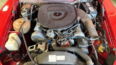 Lot 693 - 1977 MERCEDES 350 SL AUTO