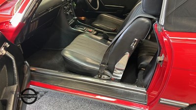 Lot 693 - 1977 MERCEDES 350 SL AUTO