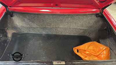 Lot 693 - 1977 MERCEDES 350 SL AUTO