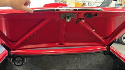 Lot 693 - 1977 MERCEDES 350 SL AUTO