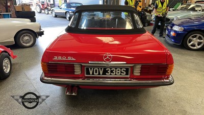 Lot 693 - 1977 MERCEDES 350 SL AUTO