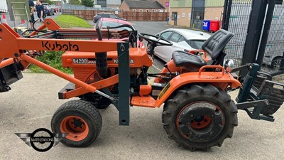 Lot 561 - KUBOTA TRACTOR B4200