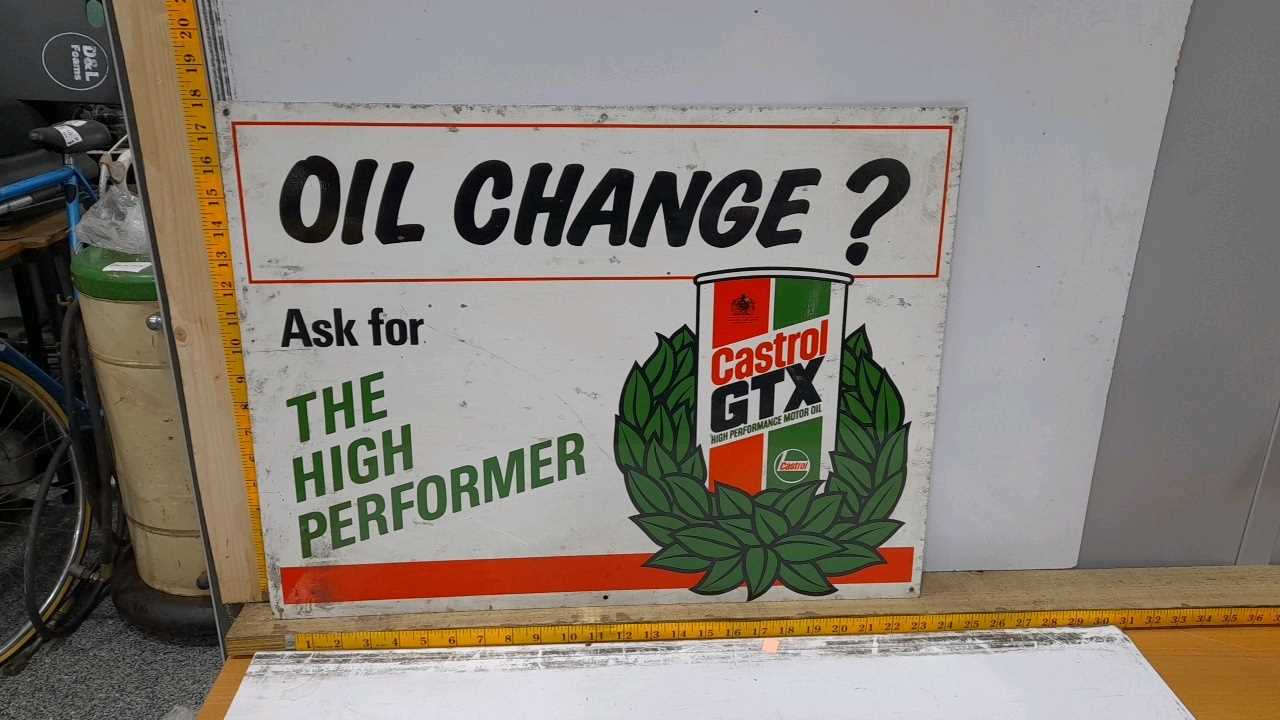 Castrol oil deals change near me