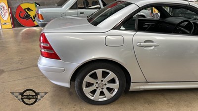 Lot 200 - 2001 MERCEDES SLK200 KOMPRESSOR AUTO