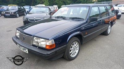 Lot 403 - 1994 VOLVO 940 S AUTO
