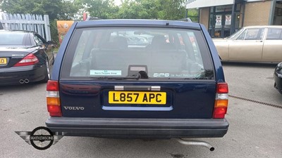 Lot 403 - 1994 VOLVO 940 S AUTO
