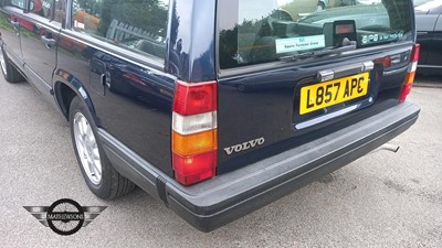 Lot 403 - 1994 VOLVO 940 S AUTO