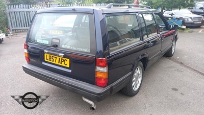 Lot 403 - 1994 VOLVO 940 S AUTO