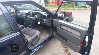 Lot 403 - 1994 VOLVO 940 S AUTO