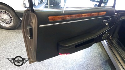 Lot 399 - 1988 JAGUAR XJS HE AUTO
