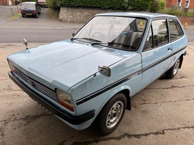 Lot 262 - 1985 RENAULT 4 F6