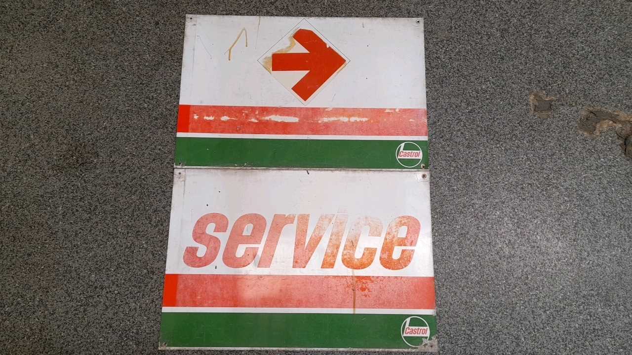 Castrol Service Sign Lot 679 - 2 X CASTROL SERVICE ALLOW SIGN 36