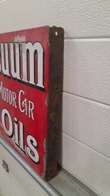 Lot 287 - VACUUM MOTOR OIL DOUBLE SIDED HANGING SIGN 20" X 16"