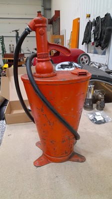 Lot 407 - GEAR OIL DISPENSER