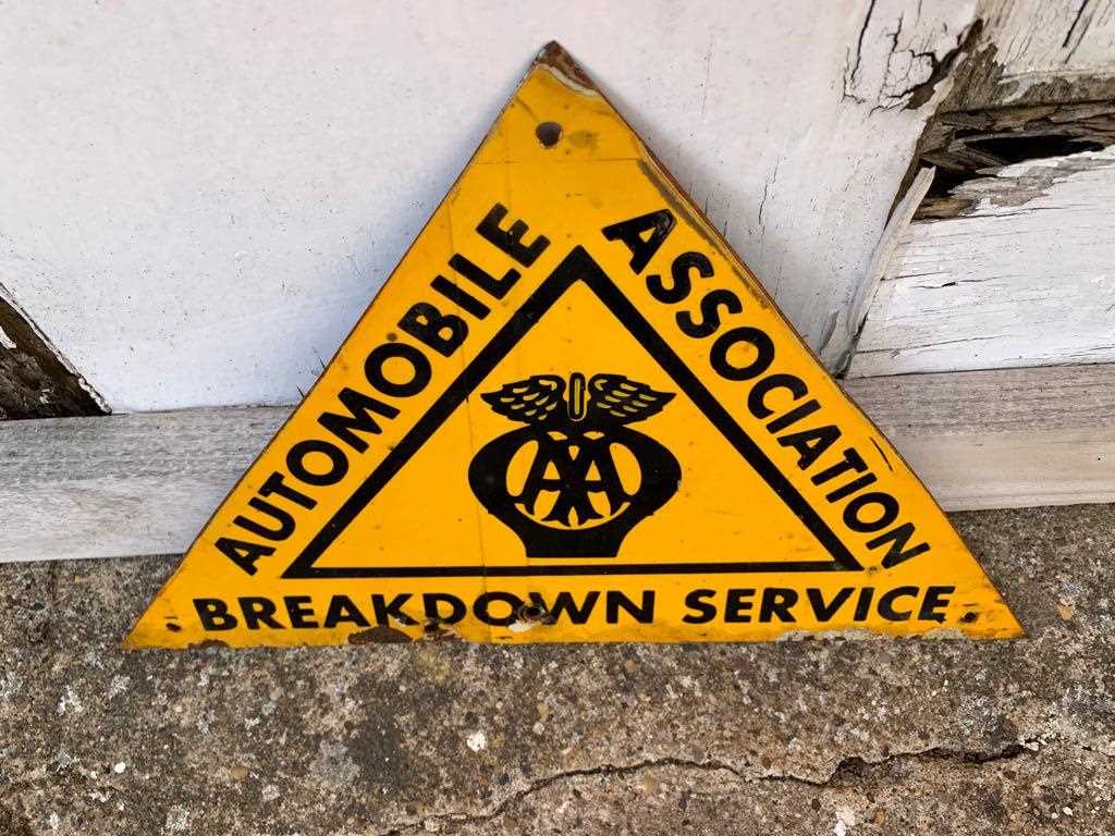 Lot 239 - SMALL AA BREAKDOWN SERVICE SIGN 8" X 12.5"