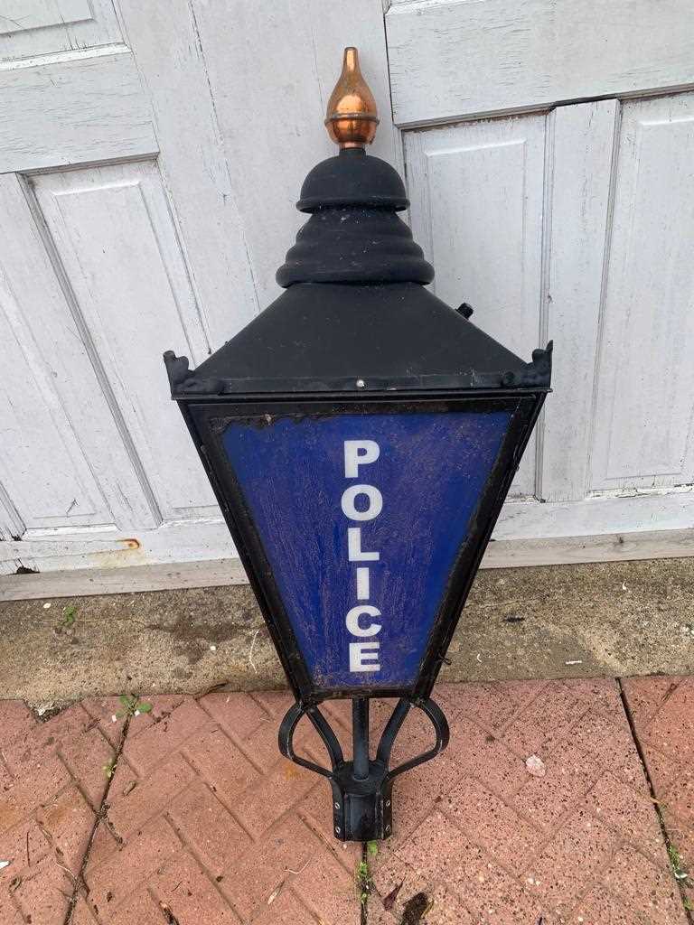 Lot 623 - POLICE HANGING LAMP