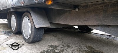 Lot 160 - COVERED TRAILER