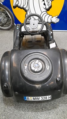 Lot 464 - BMW PEDAL CAR