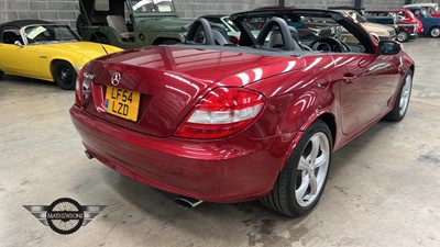 Lot 260 - 2004 MERCEDES SLK 350 AUTO