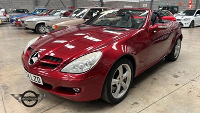 Lot 260 - 2004 MERCEDES SLK 350 AUTO