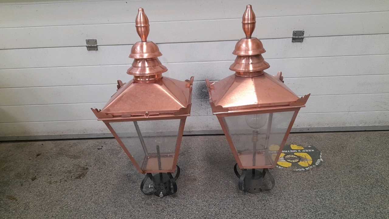 Old style deals light fixtures