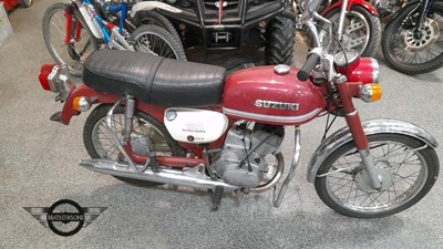 Lot 504 - CIRCA 1976 SUZUKI B120