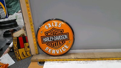 Lot 643 - 2 X ROUND REPRO SIGNS HARLEY DAVIDSON AND SHELL