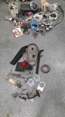 Lot 553 - BSA/NORTON/NEW HUDSON ASSORTED SPARE PARTS