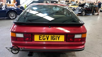 Lot 318 - 1983 PORSCHE 924